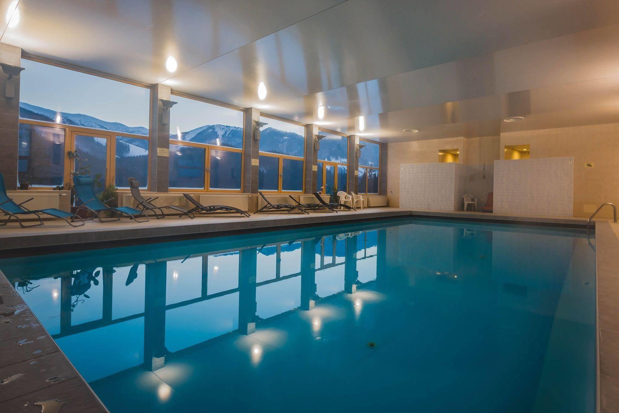 Hotel Boboty Terchová Eksteriør billede